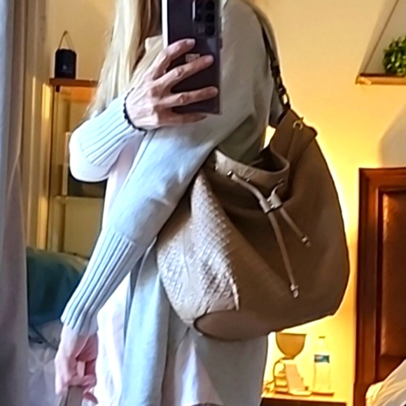 Coach Madison Marielle Woven Leather Drawstring Handbag GUC - Picture 16 of 16